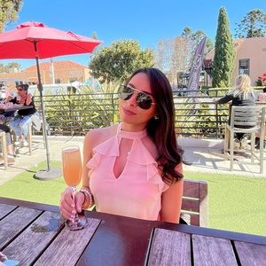 Meet your Posher, Alondra